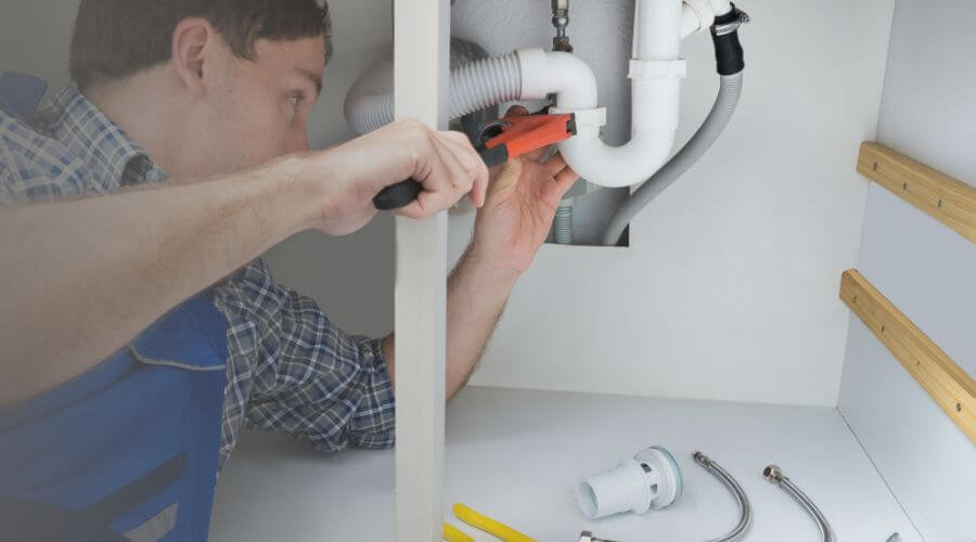 Professional emergency plumbing in Heidrick, KY